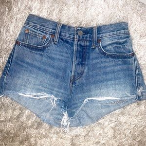High Waisted 501 Levi Cutoff Denim Shorts